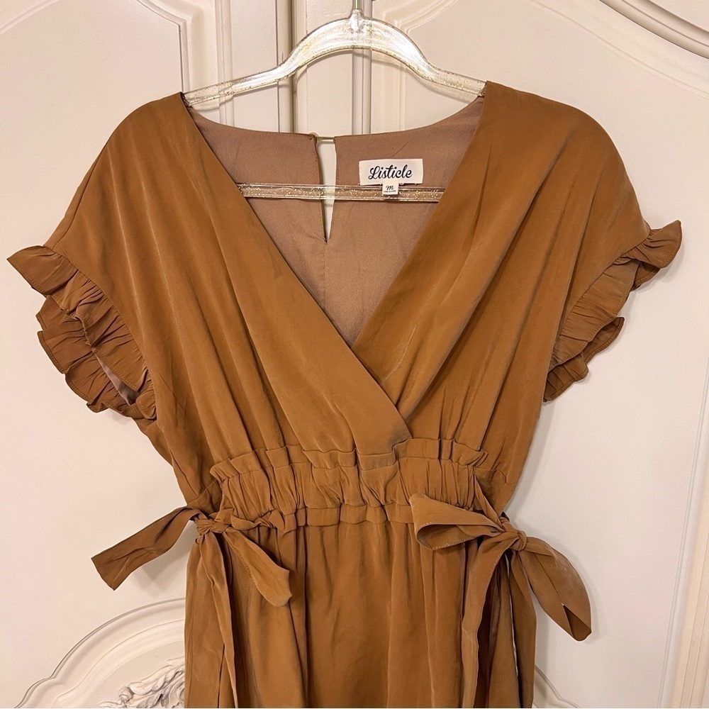 Listicle Cinched Elastic Waist & Side Tie Bow Rayon Dress in Brown, Medium - Picture 3 of 10